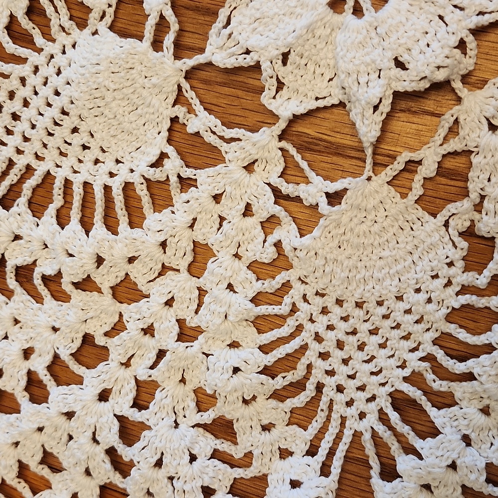 DOILY - Picture 2 of 2